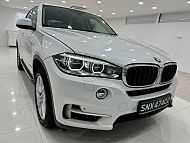 BMW X5 XDRIVE35I 7 Seater LED NAV 2015 White Rear Entertaiment